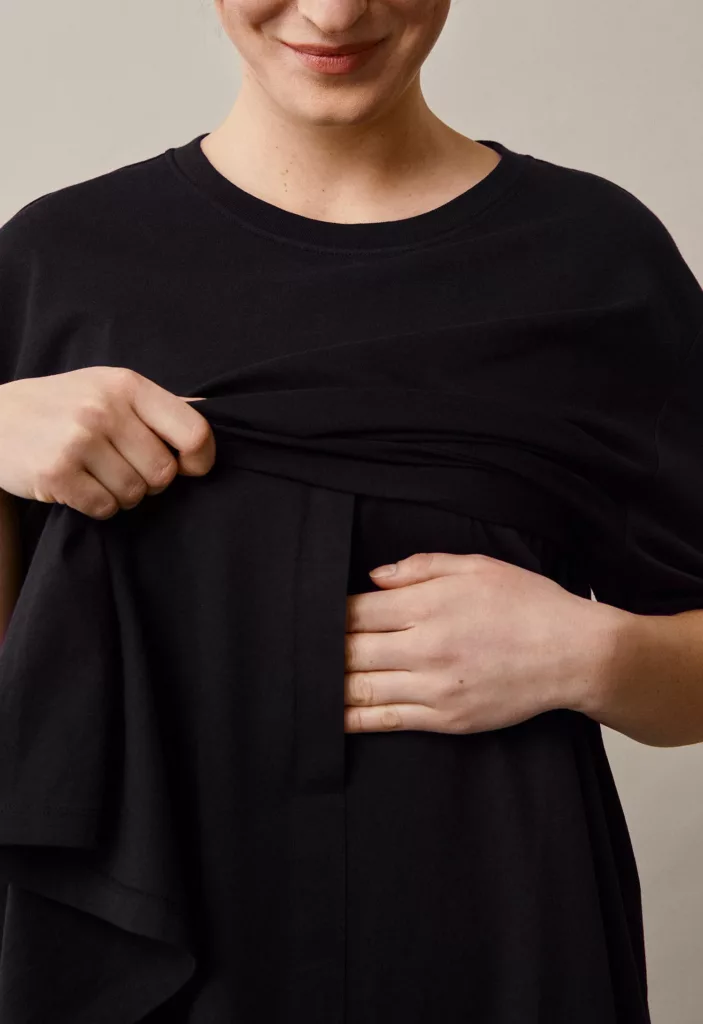 Oversized T-Shirt With Nursing Access Black