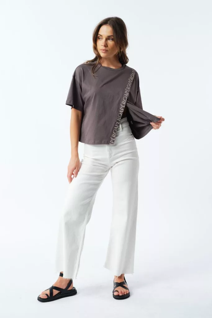 Oblique Embroidered Cropped Wrap Tee - Charcoal / Beige